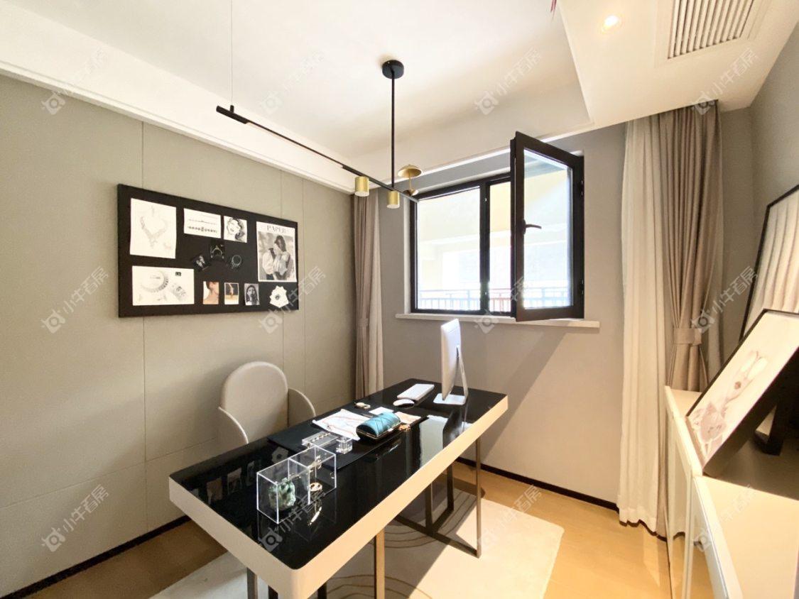 镇江华都翰林府在售二手房源室内图_小牛看房