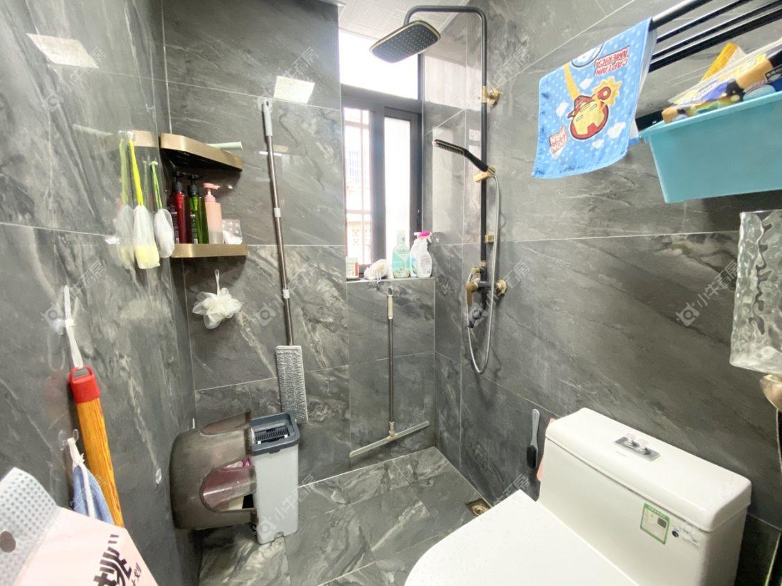 镇江龙凤新村在售二手房源室内图_小牛看房