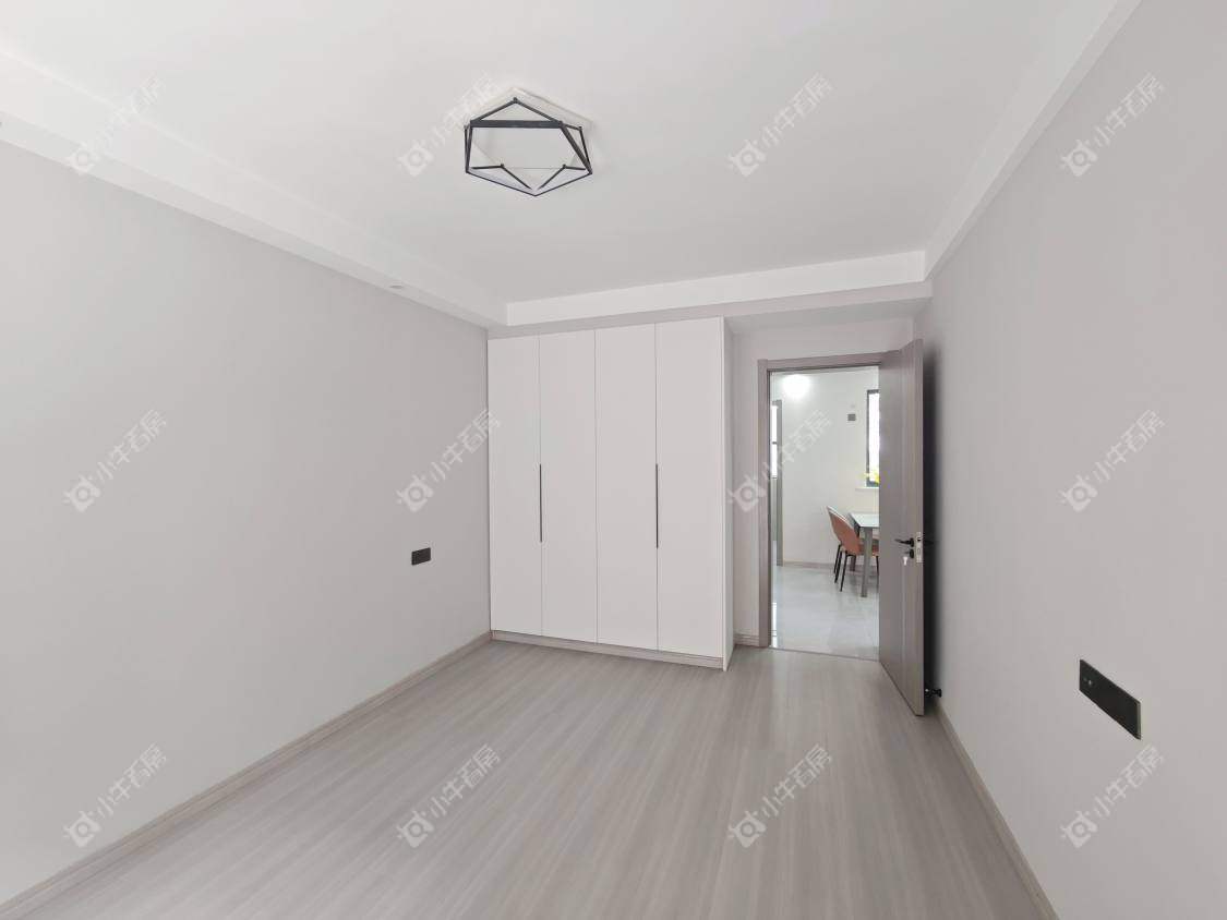 镇江阜阳新二村在售二手房源室内图_小牛看房