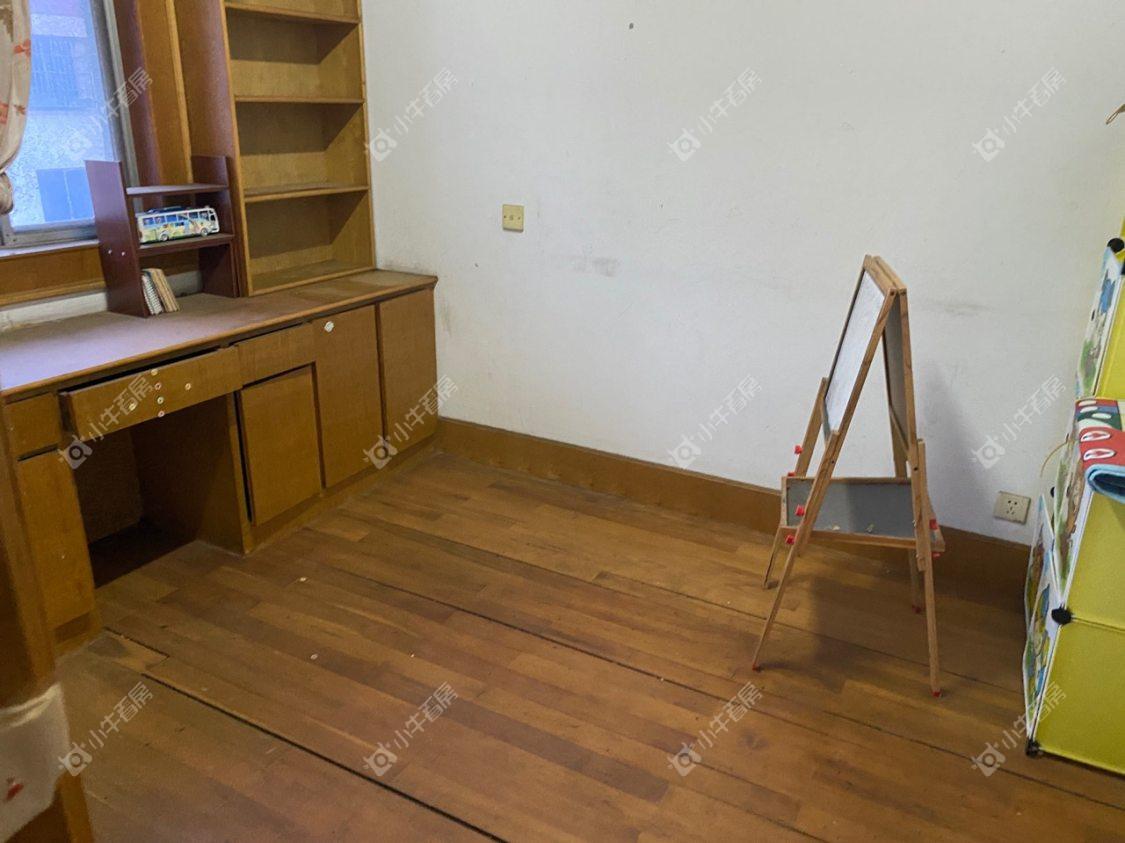 镇江无线电厂宿舍在售二手房源室内图_小牛看房