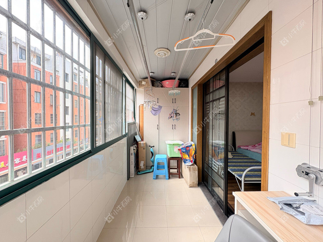 镇江曲园小区在售二手房源室内图_小牛看房