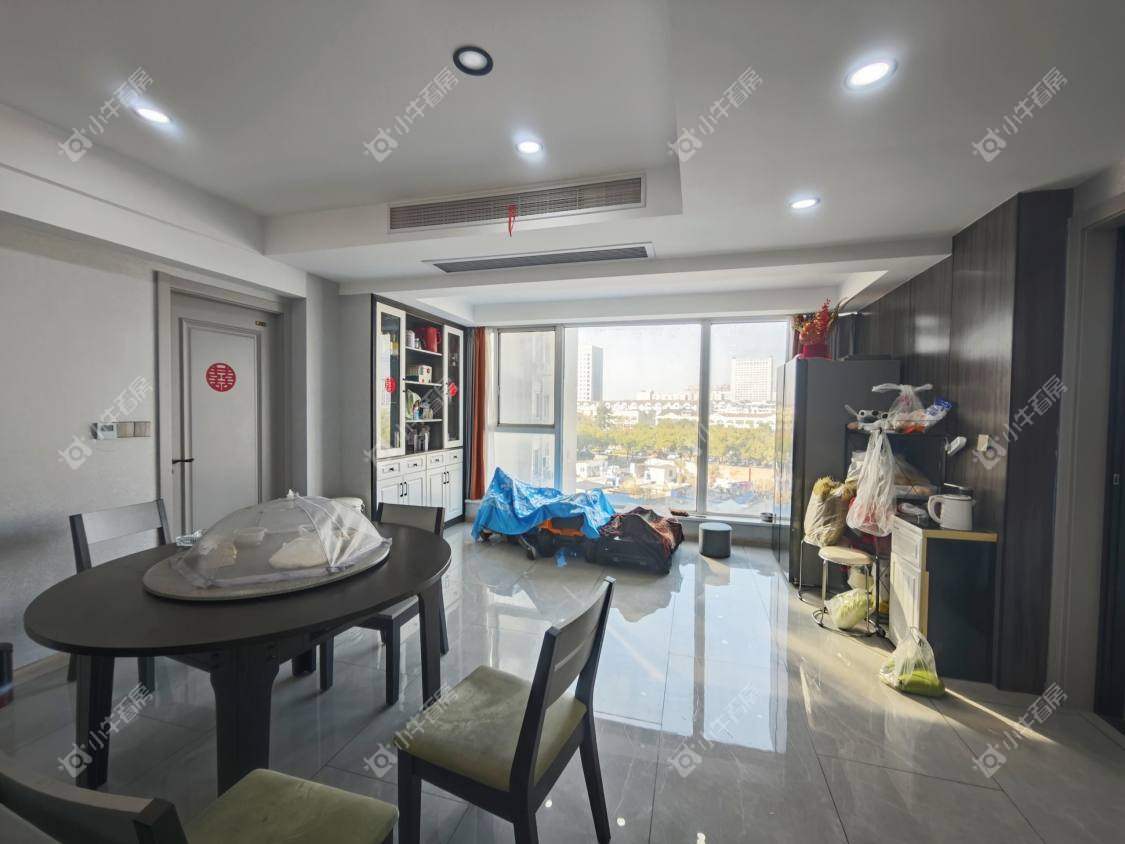 镇江凤翔花园在售二手房源室内图_小牛看房