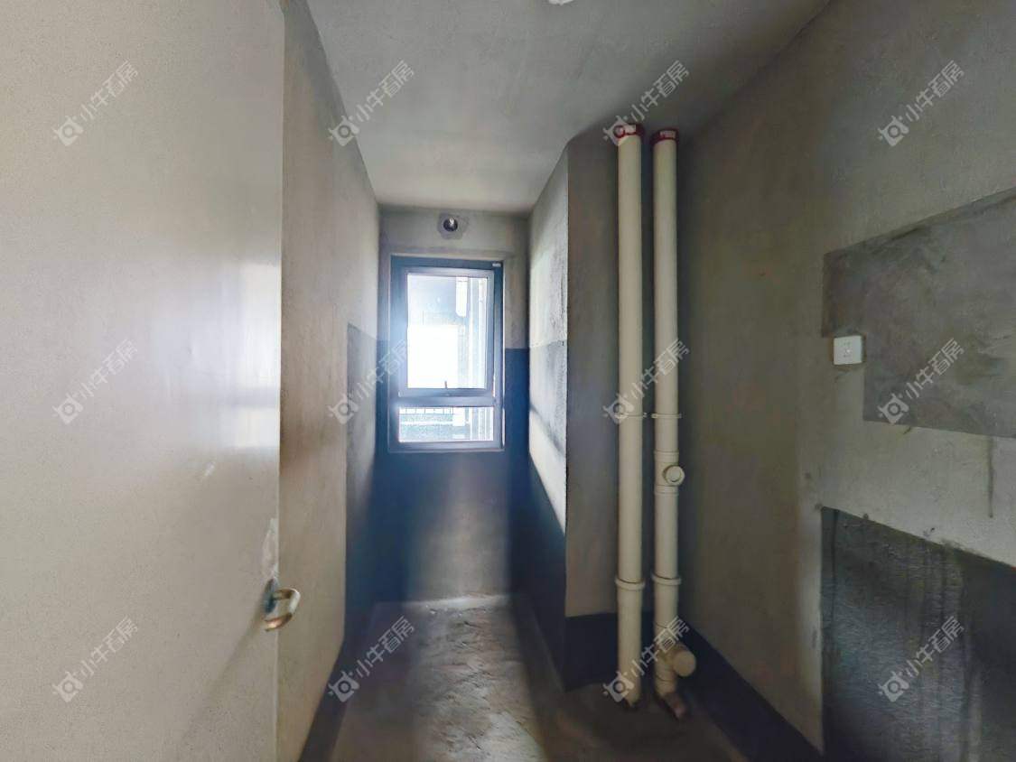 镇江金茂国际社区在售二手房源室内图_小牛看房