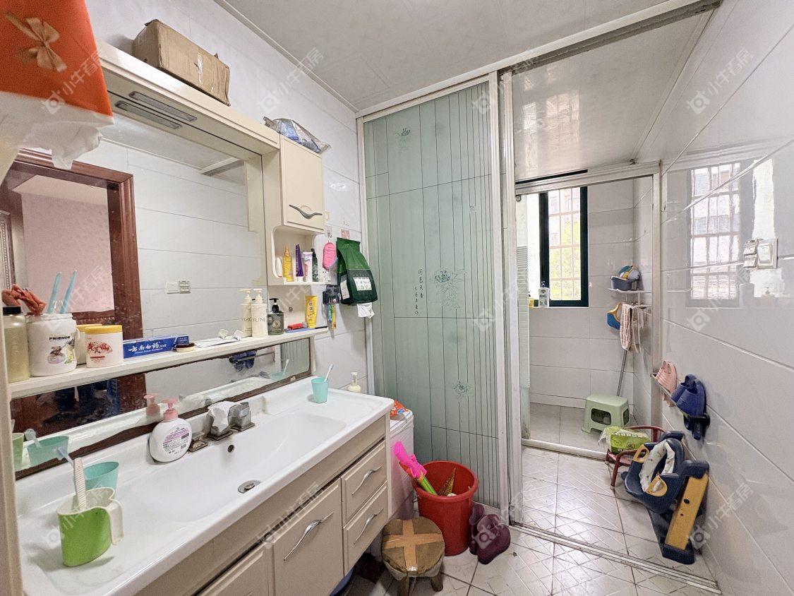 镇江锦江花园在售二手房源室内图_小牛看房