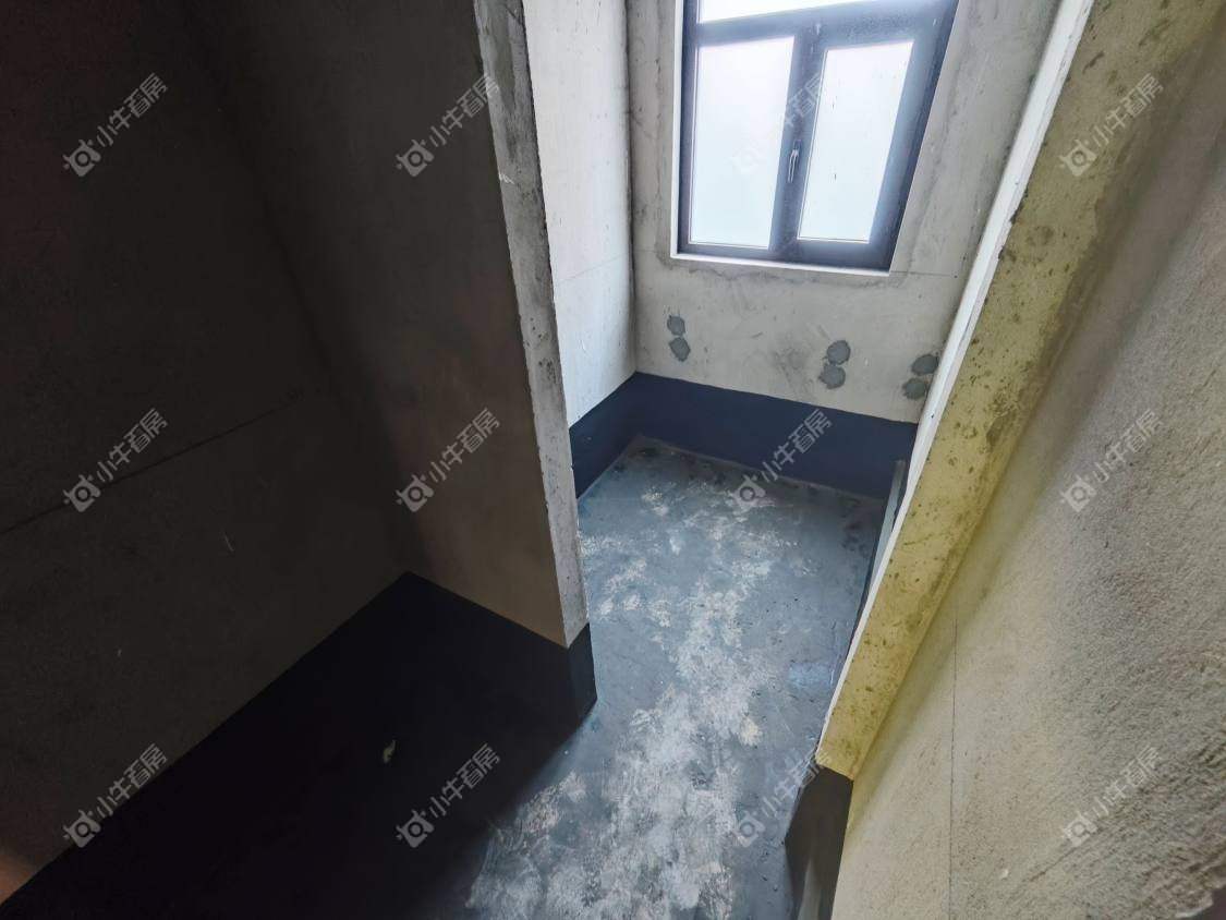 镇江珑蟠里在售二手房源室内图_小牛看房