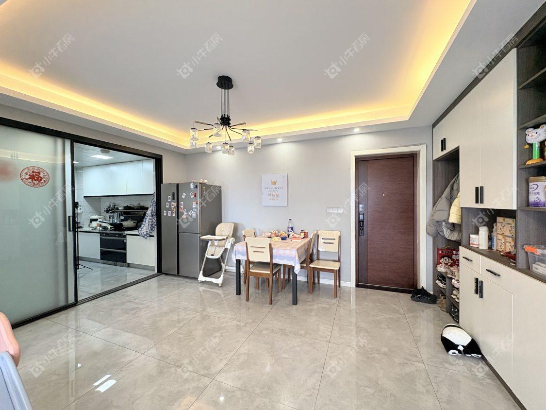 镇江凤凰郡在售二手房源室内图_小牛看房