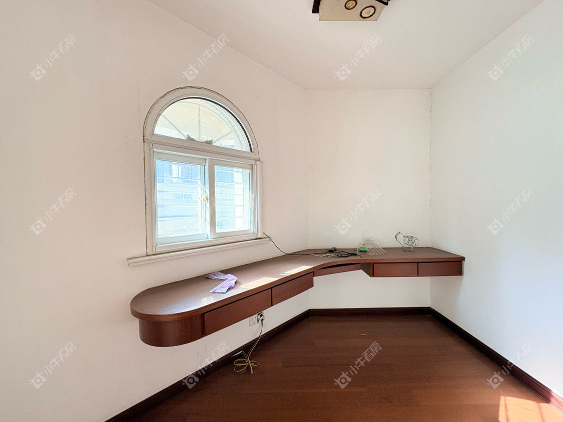 镇江凤翔花园在售二手房源室内图_小牛看房