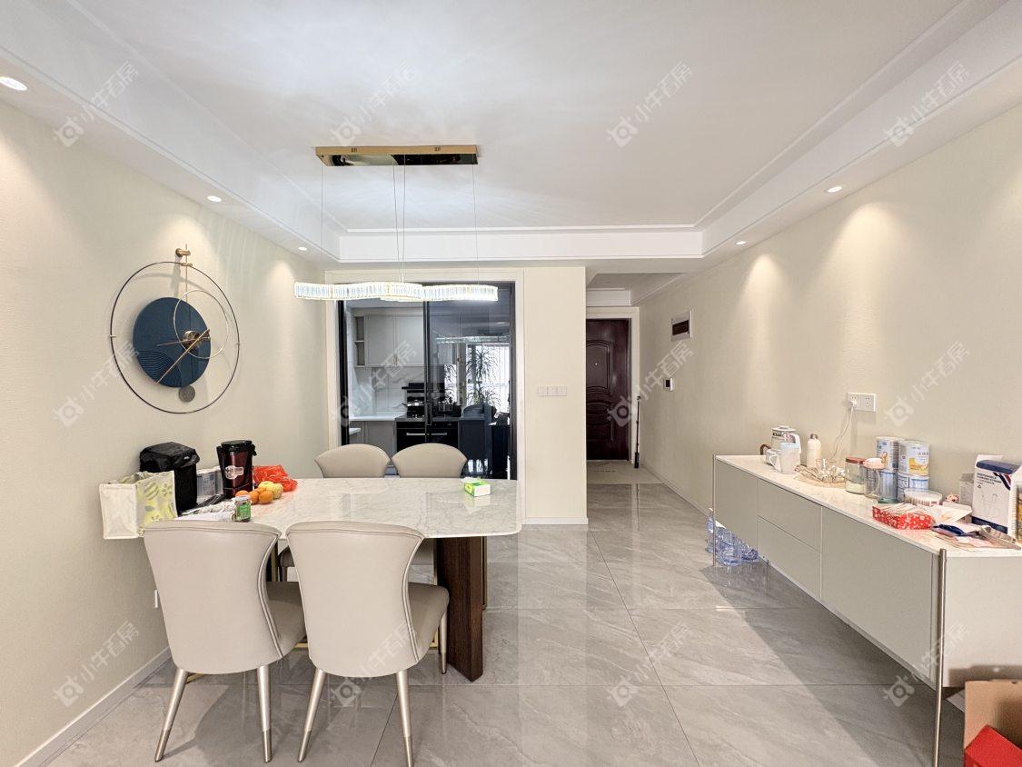 镇江凤熹台在售二手房源室内图_小牛看房