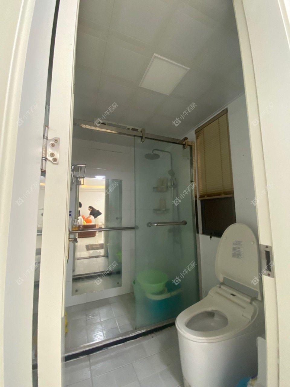 镇江荣城国际一期在售二手房源室内图_小牛看房