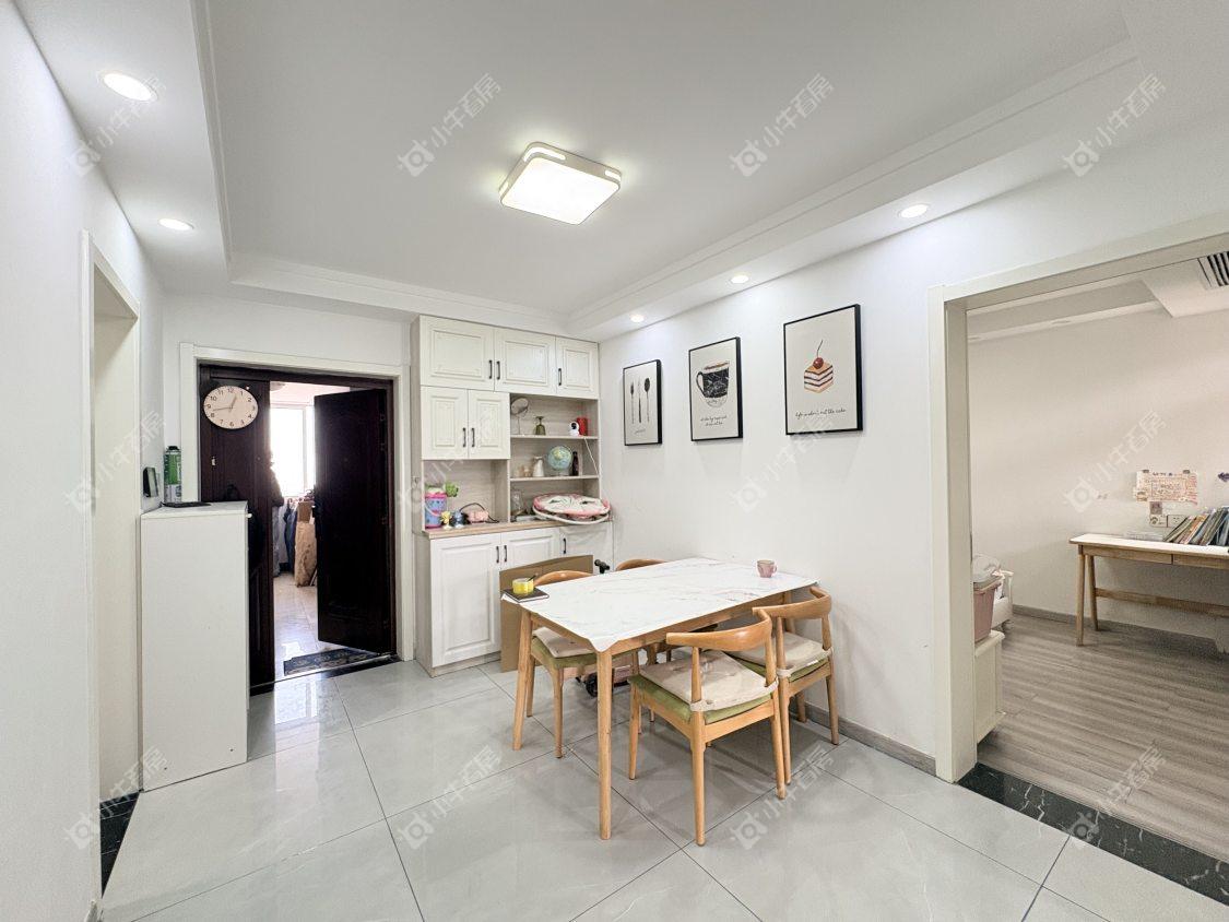 镇江众悦华城在售二手房源室内图_小牛看房