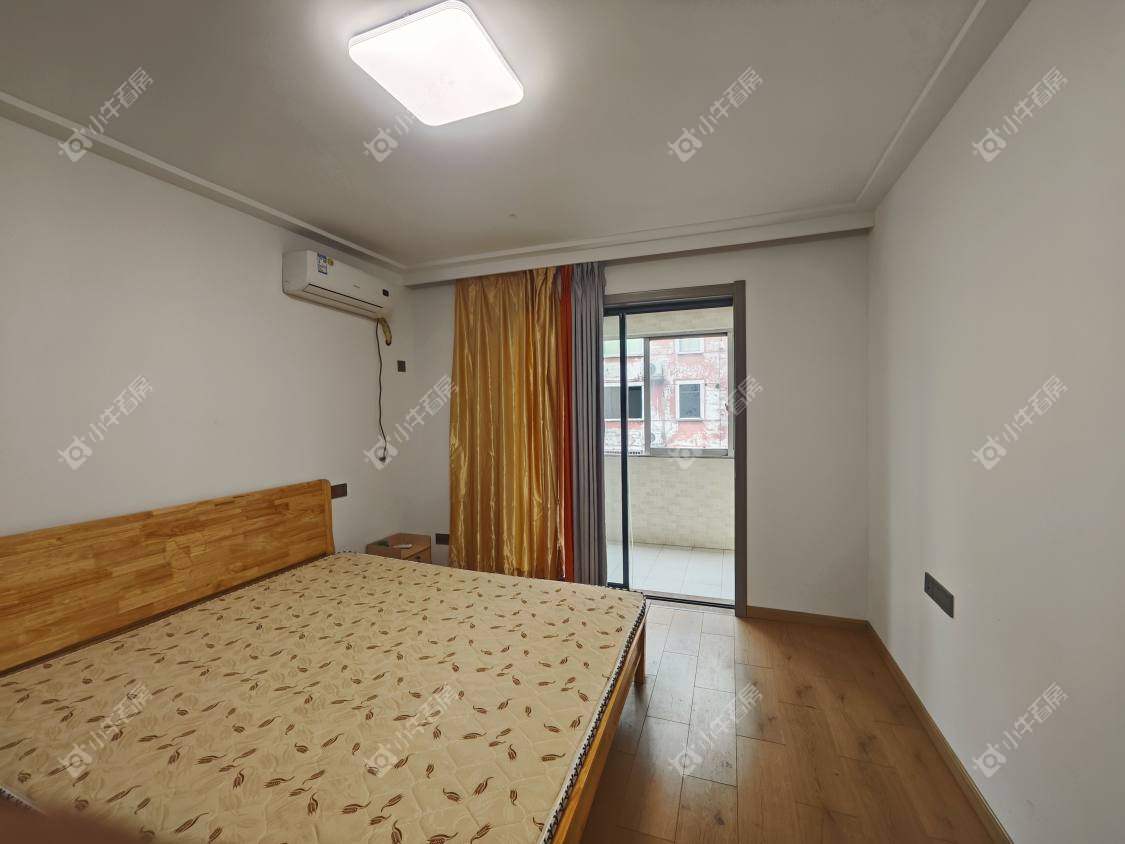 镇江金虹花园在售二手房源室内图_小牛看房