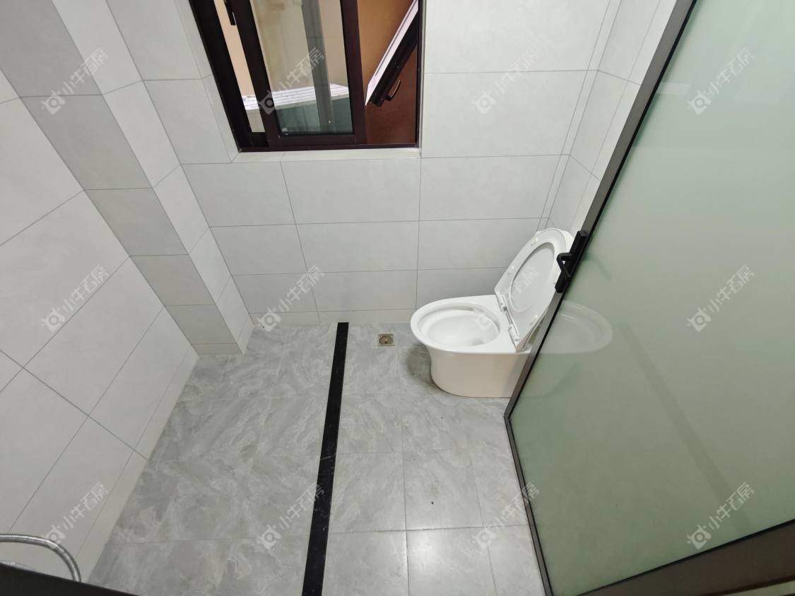 镇江汇金天地在售二手房源室内图_小牛看房