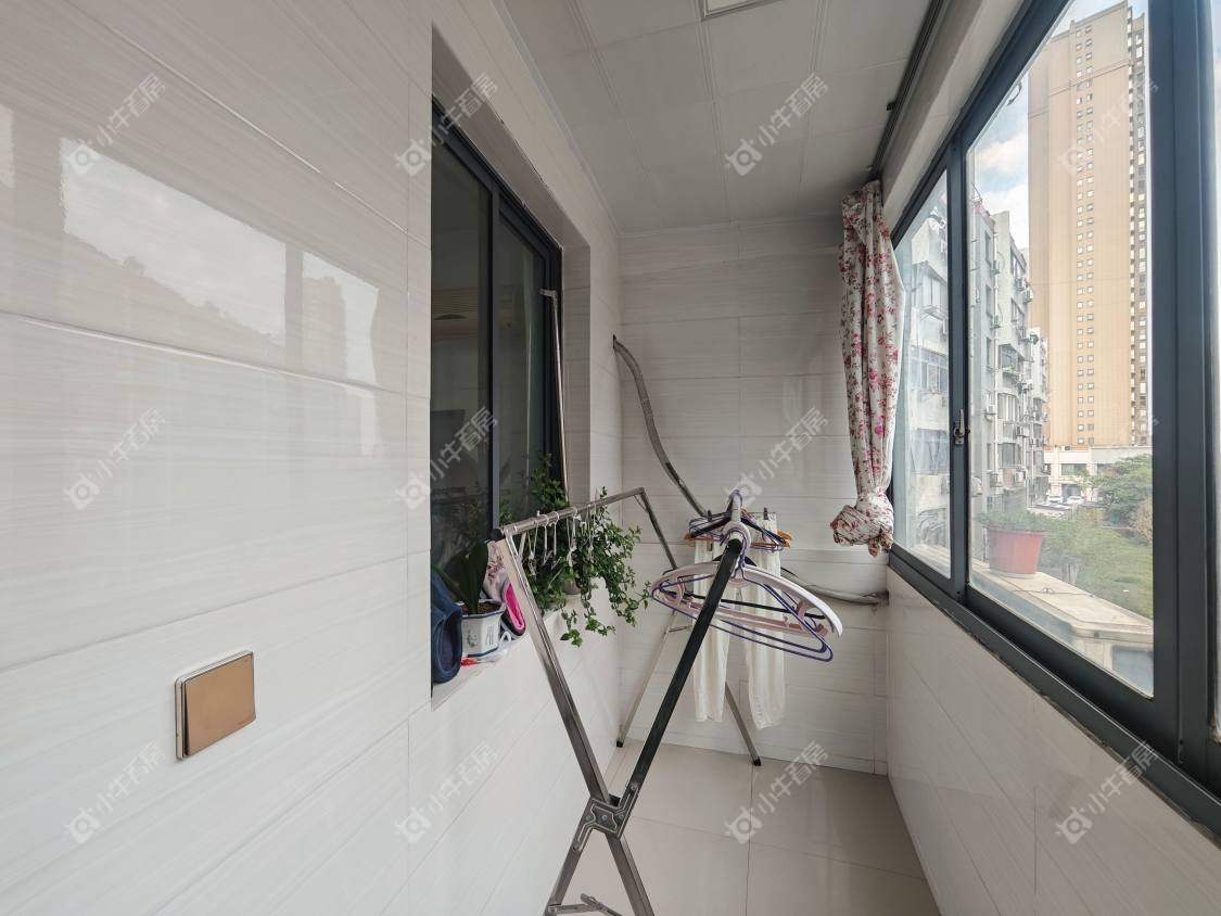 镇江幸福小区在售二手房源室内图_小牛看房