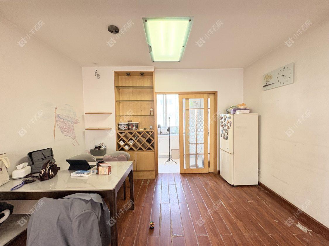 镇江新新家园在售二手房源室内图_小牛看房