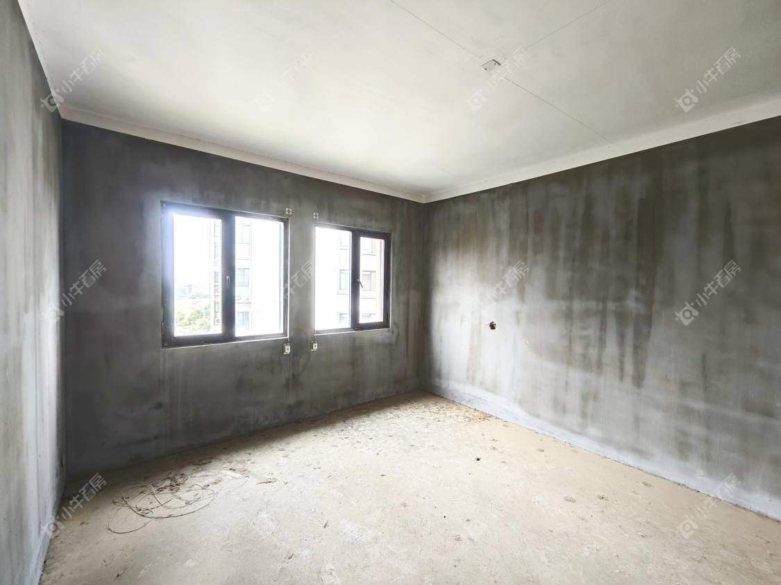 镇江滨河凤凰城在售二手房源室内图_小牛看房