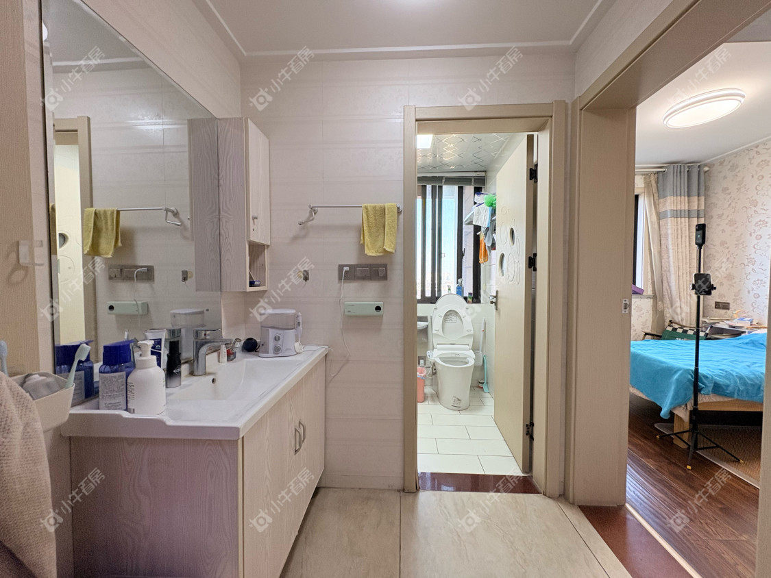 镇江世纪豪都在售二手房源室内图_小牛看房