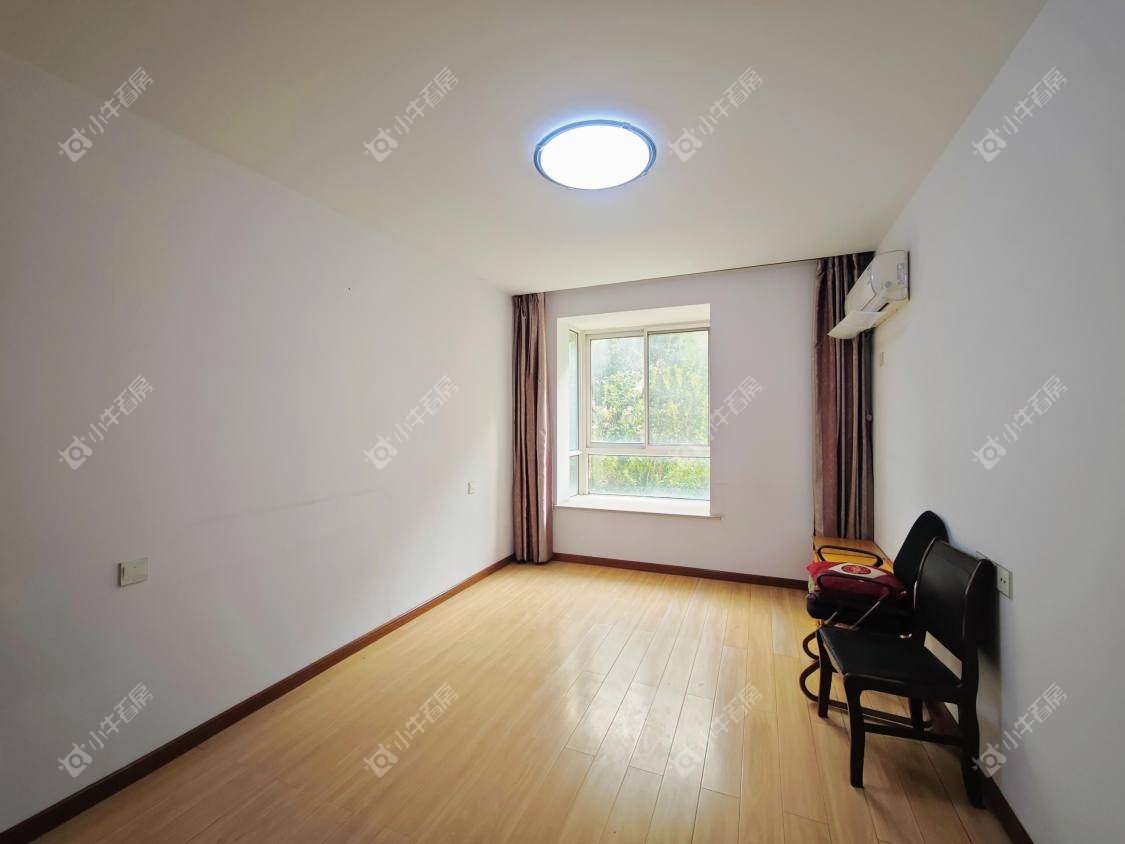 镇江城市绿洲在售二手房源室内图_小牛看房