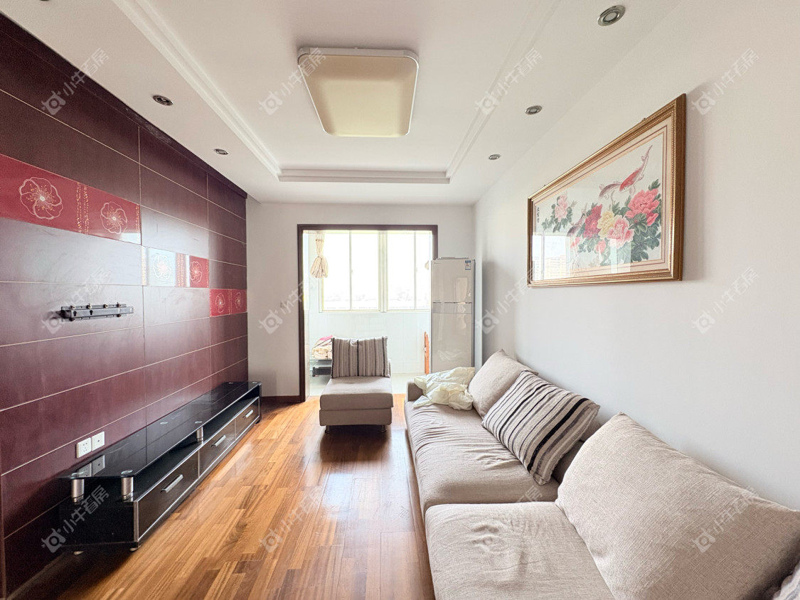 镇江名都新贵在售二手房源室内图_小牛看房