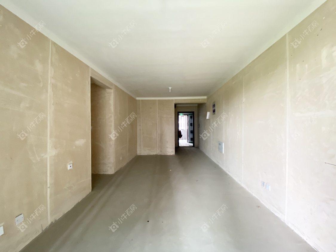 镇江融创华南映在售二手房源室内图_小牛看房