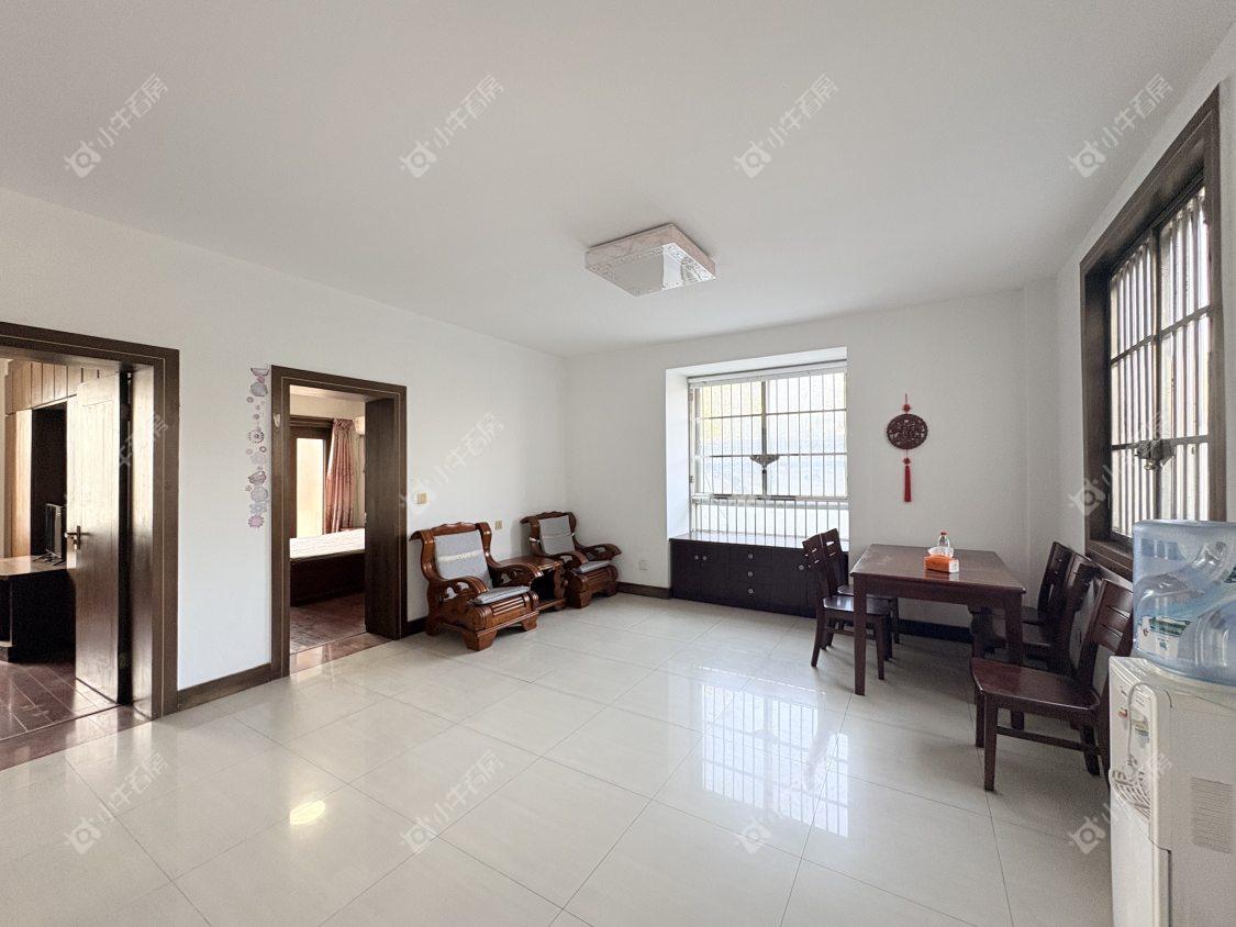 镇江江南嘉园在售二手房源室内图_小牛看房