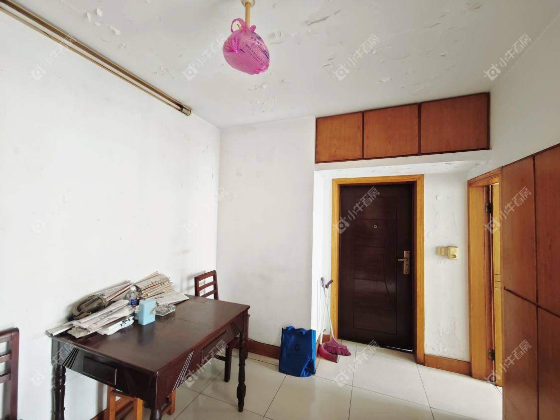 镇江凤凰新村在售二手房源室内图_小牛看房