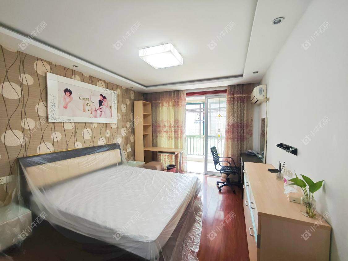 镇江城市绿洲在售二手房源室内图_小牛看房