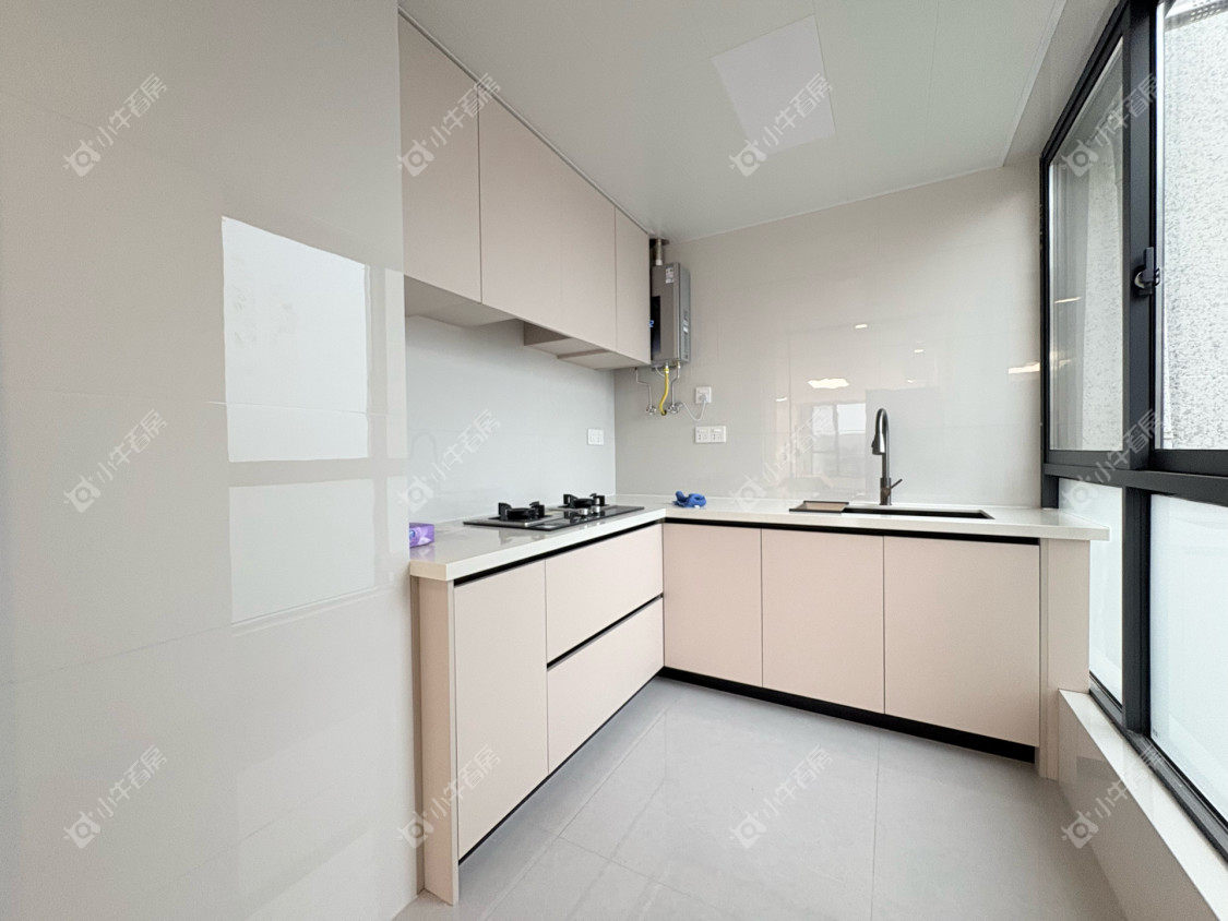 镇江融创华南映在售二手房源室内图_小牛看房