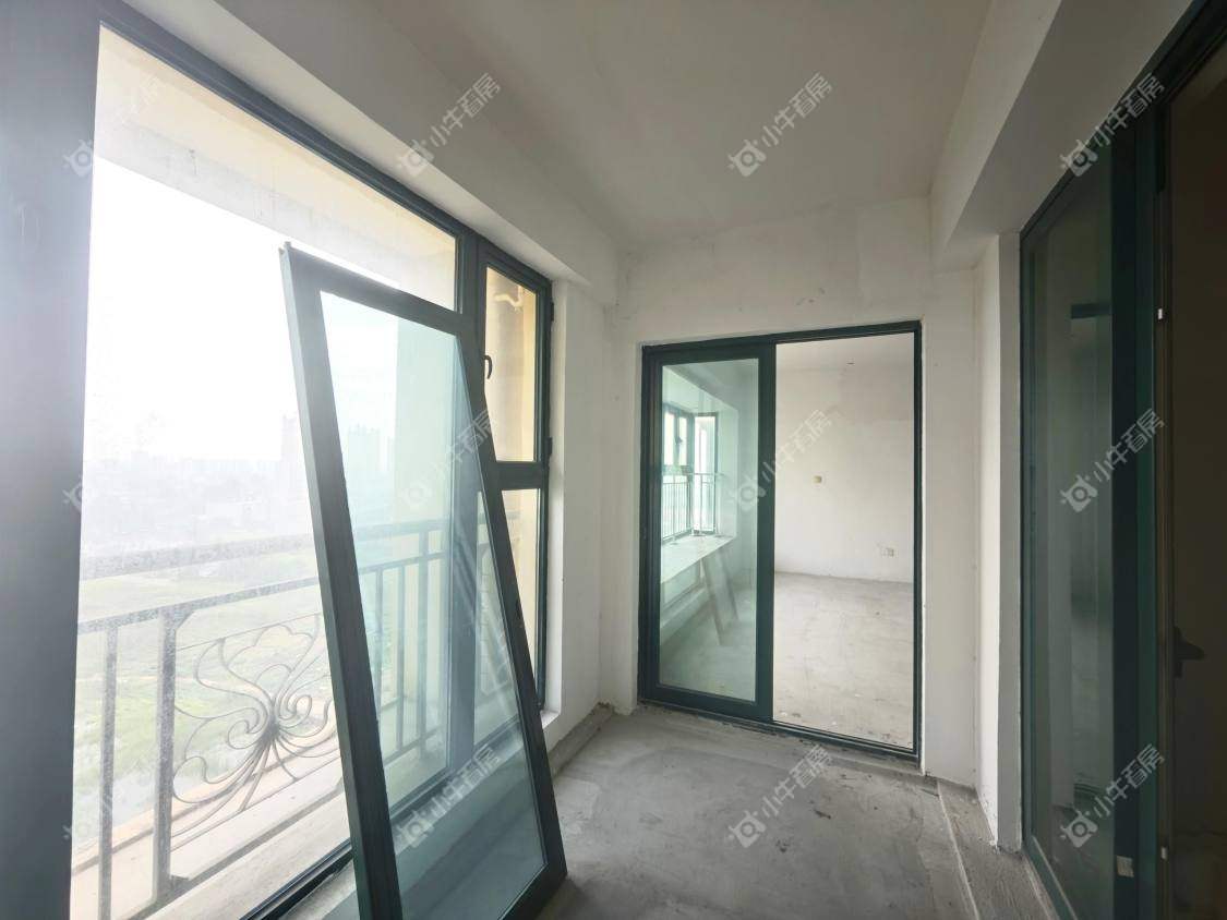 镇江恒大城在售二手房源室内图_小牛看房