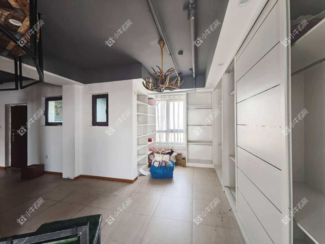 镇江御珑湾商业楼在租房源室内图_小牛看房