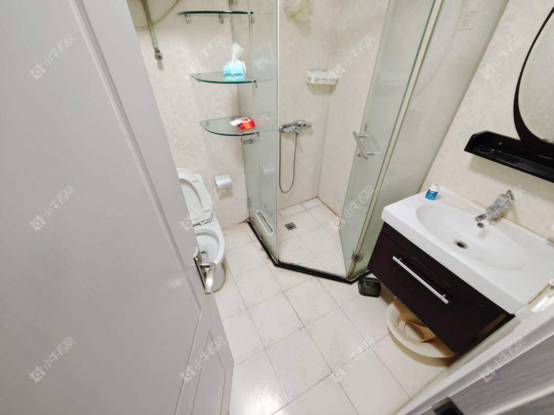 镇江凤翔花园在售二手房源室内图_小牛看房