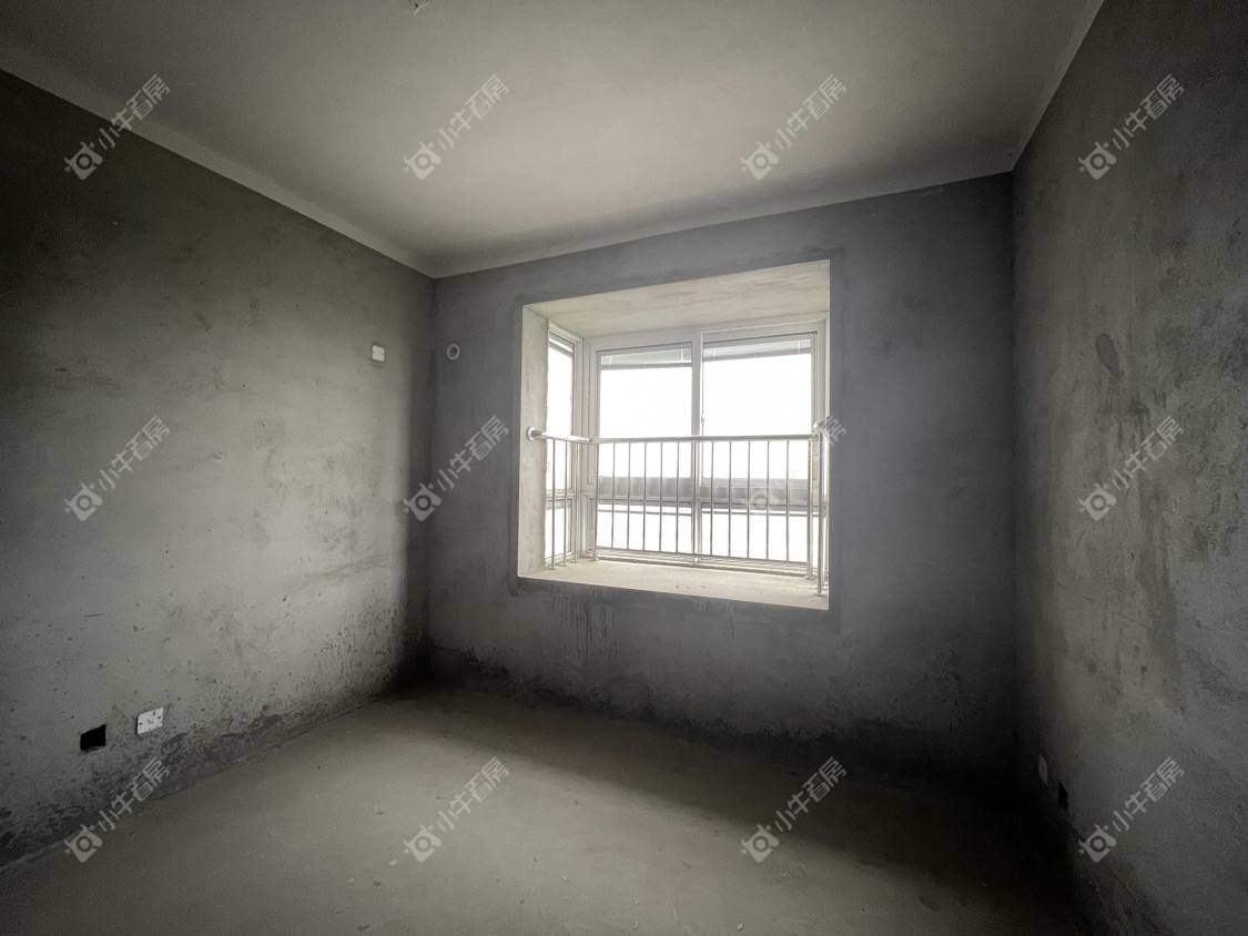 镇江粤港臻园在售二手房源室内图_小牛看房