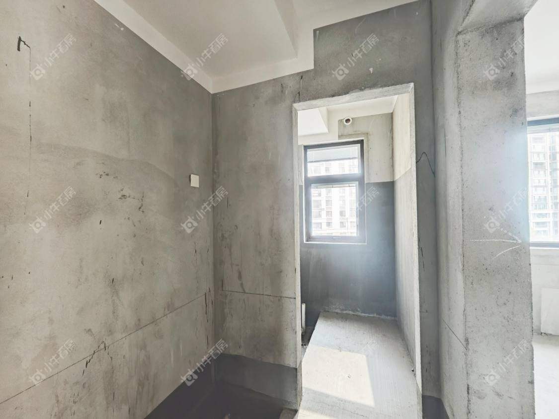 镇江荣城国际（中央公馆）在售二手房源室内图_小牛看房