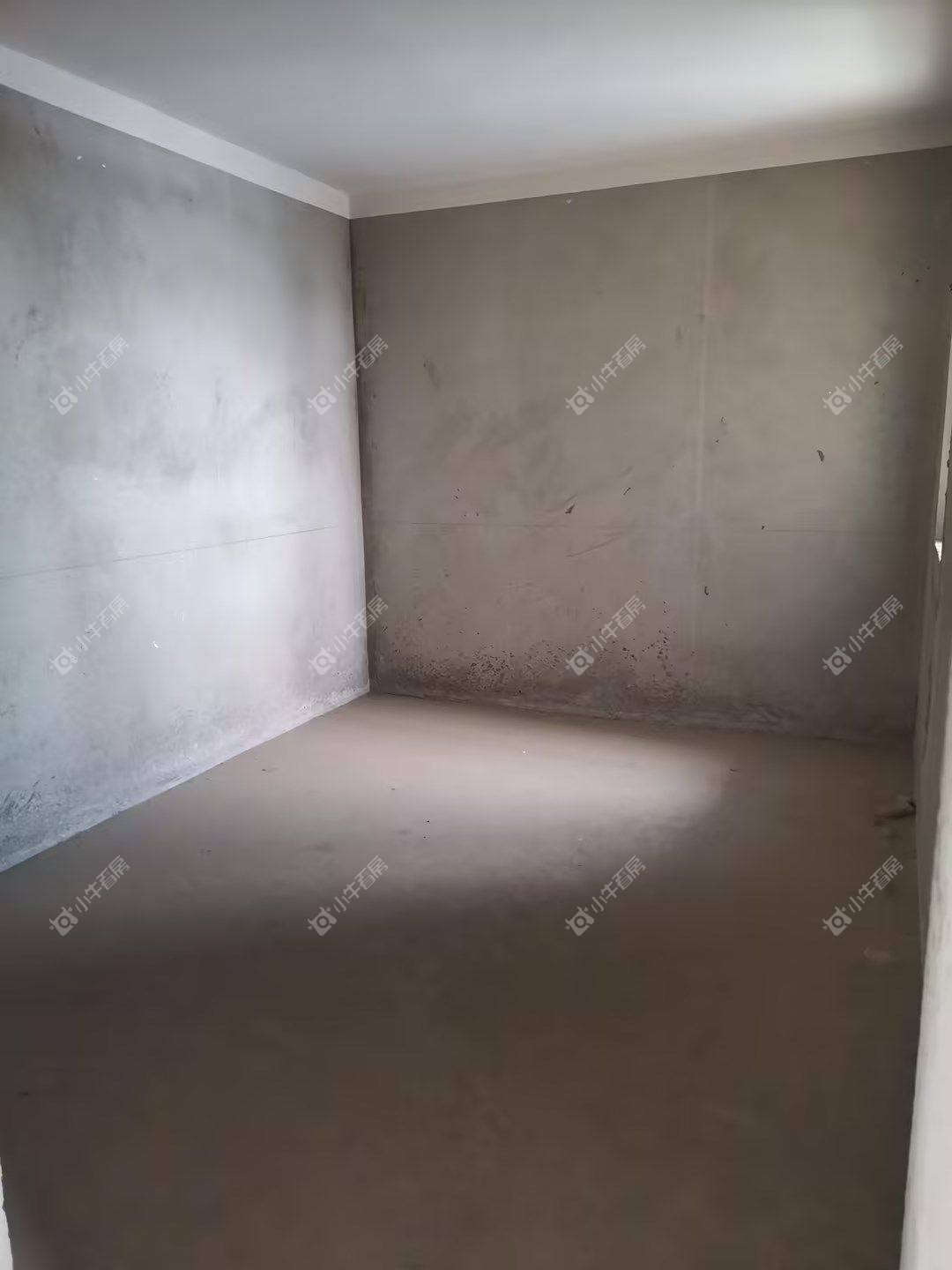 镇江南门花园在售二手房源室内图_小牛看房