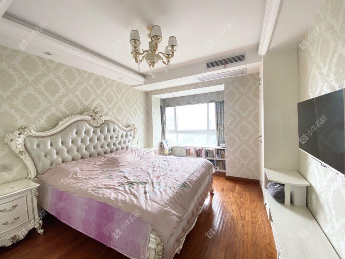 镇江美亚华悦在售二手房源室内图_小牛看房