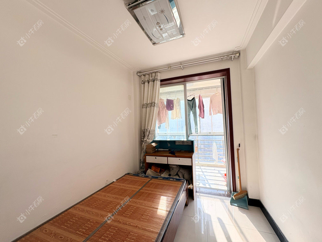 镇江凤翔花园在售二手房源室内图_小牛看房