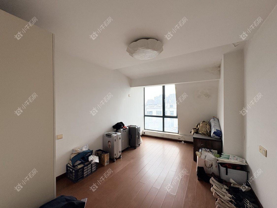 镇江天波城在售二手房源室内图_小牛看房