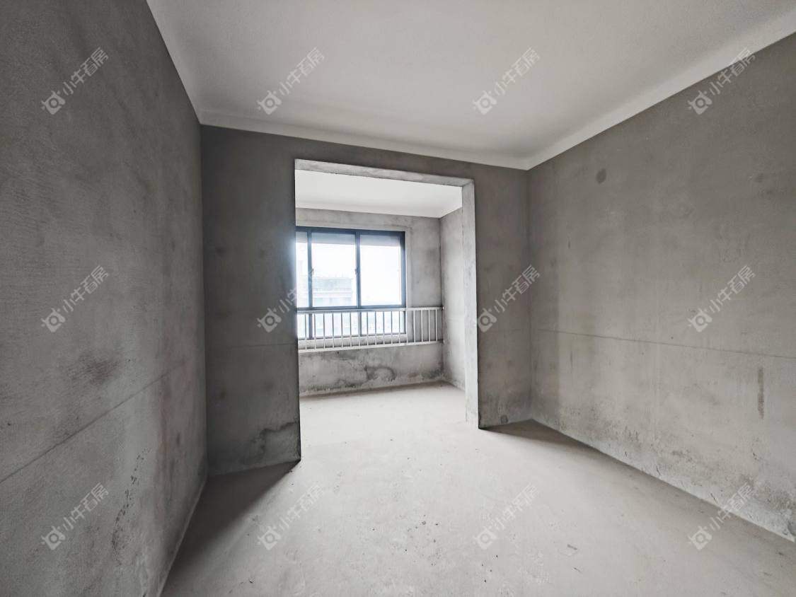 镇江昆仑华府在售二手房源室内图_小牛看房