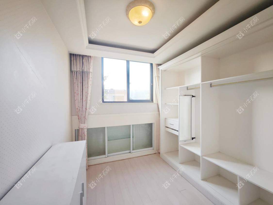 镇江世纪豪都在售二手房源室内图_小牛看房