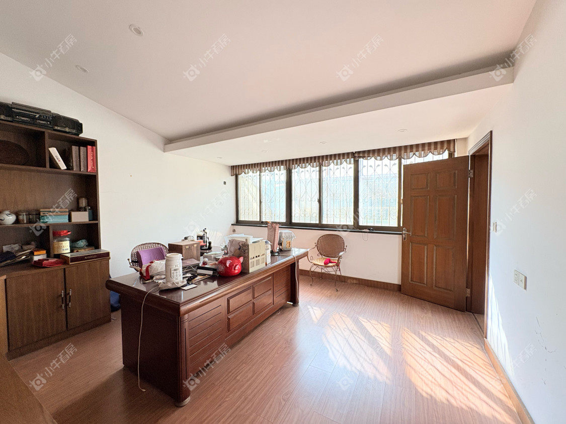 镇江练湖东湖新村别墅在售二手房源室内图_小牛看房