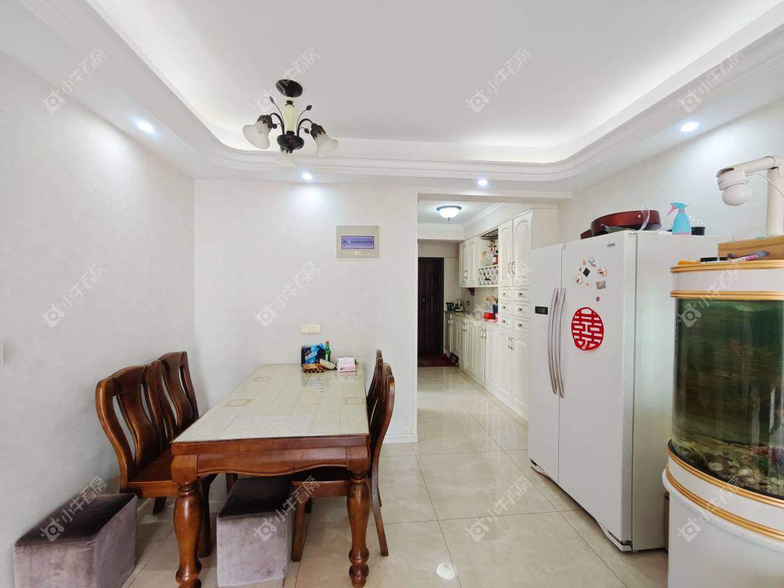 镇江华都锦城在售二手房源室内图_小牛看房