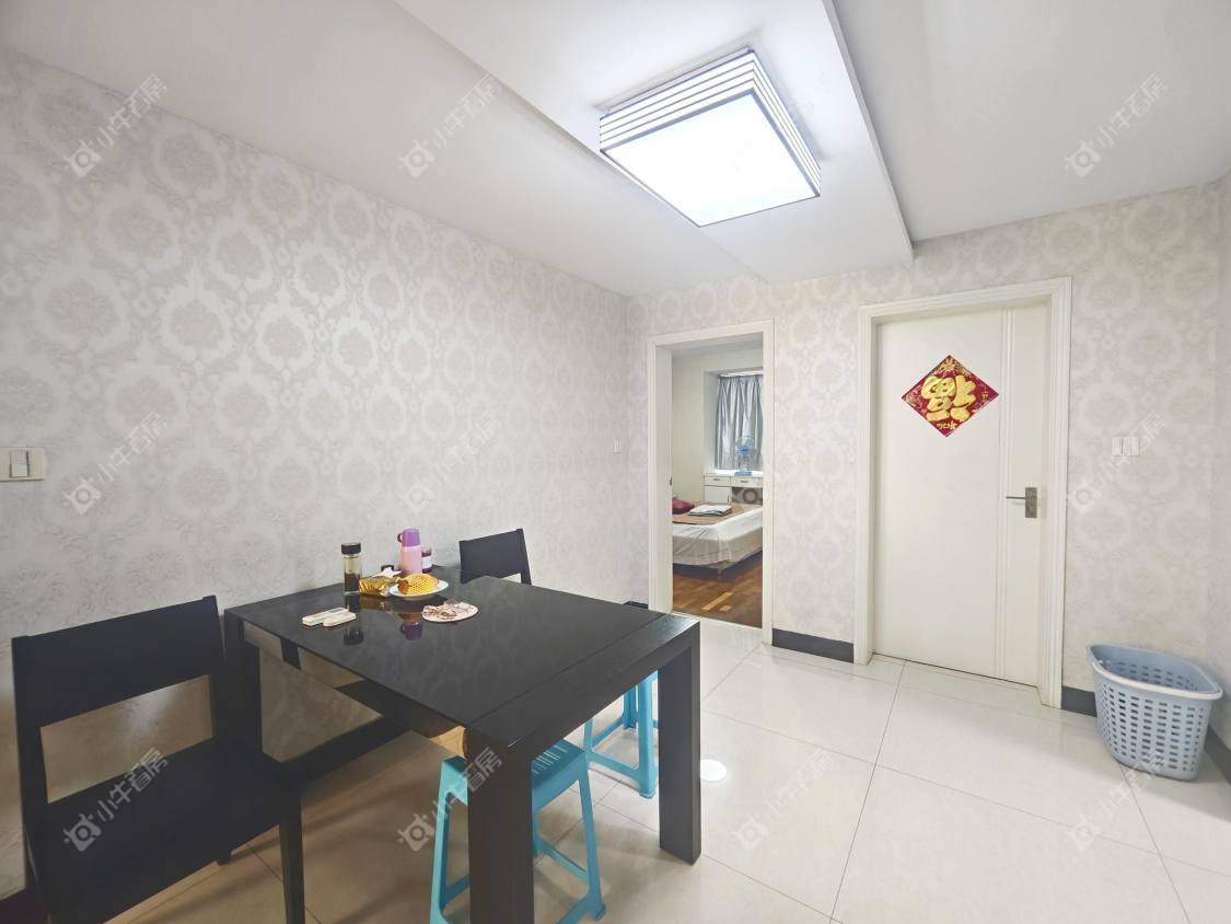 镇江凤翔花园在售二手房源室内图_小牛看房