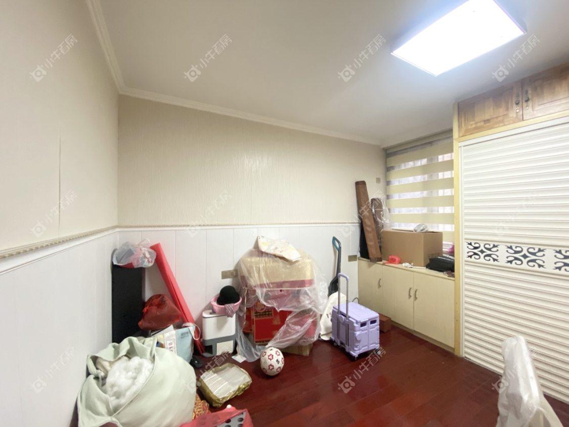 镇江泰豪公寓在售二手房源室内图_小牛看房