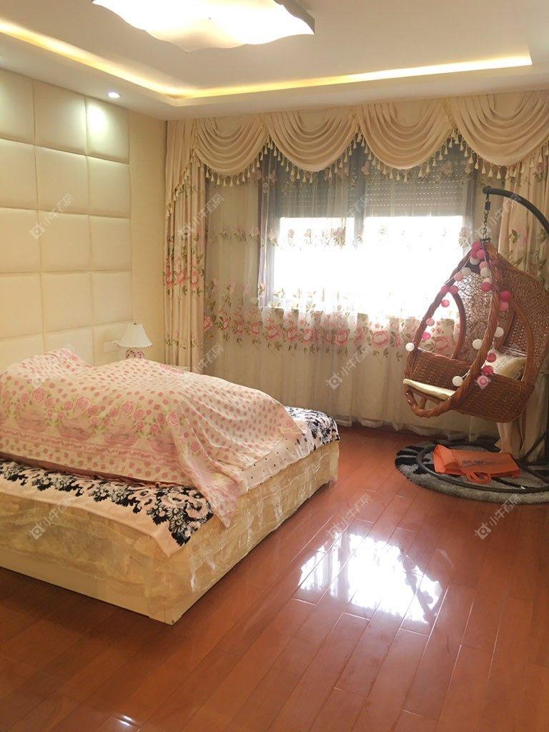 镇江世纪豪都在售二手房源室内图_小牛看房