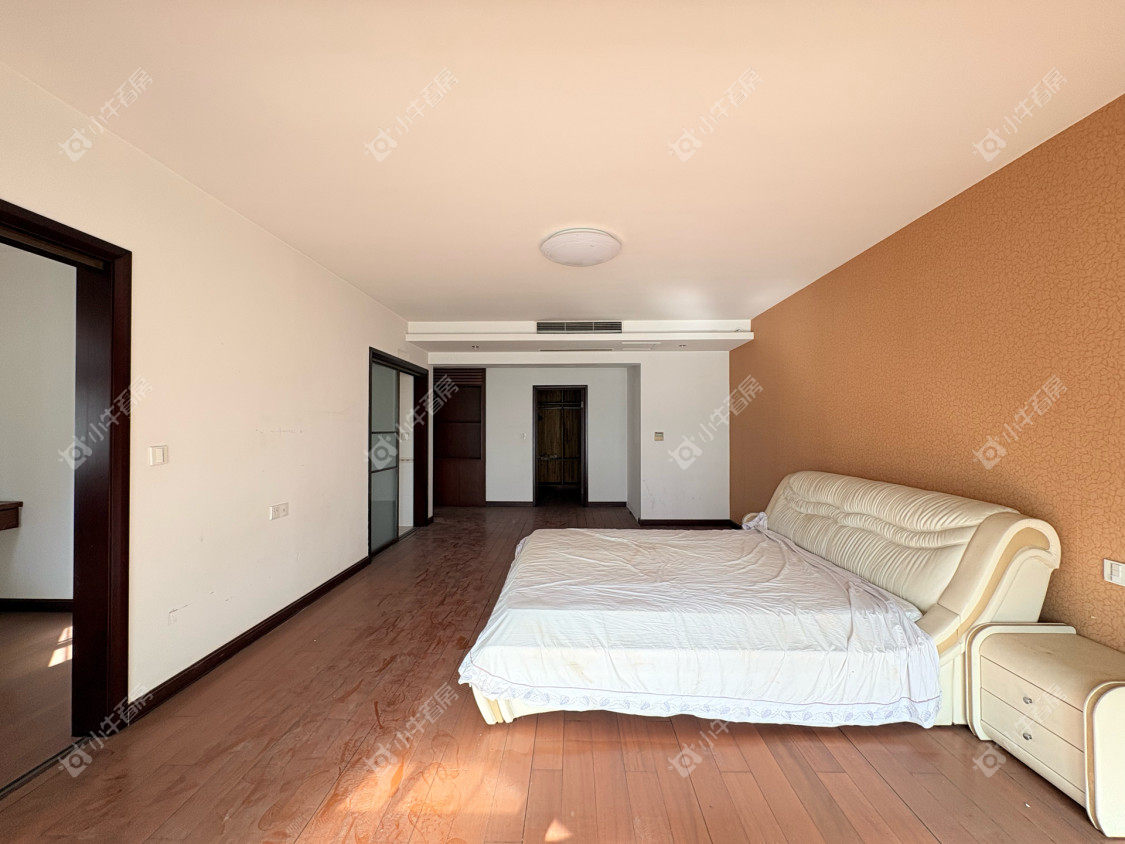 镇江凤翔花园在售二手房源室内图_小牛看房