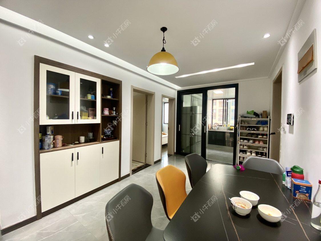 镇江华都幸福里在售二手房源室内图_小牛看房