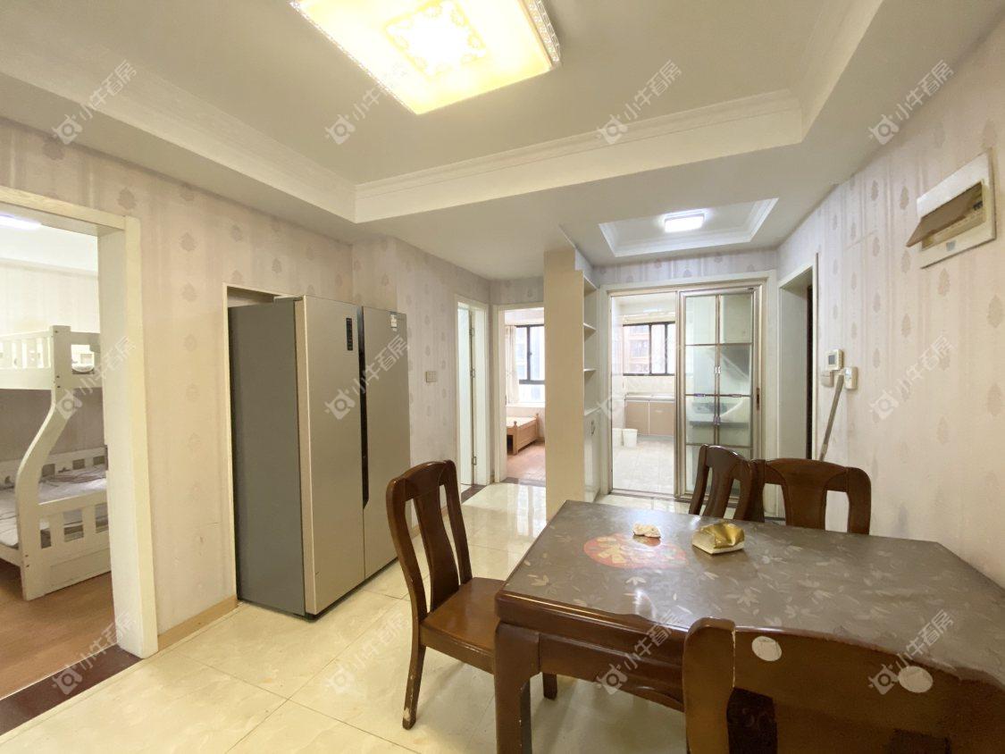 镇江荣城国际一期在售二手房源室内图_小牛看房