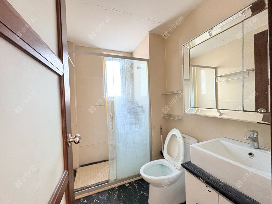 镇江碧桂园在售二手房源室内图_小牛看房