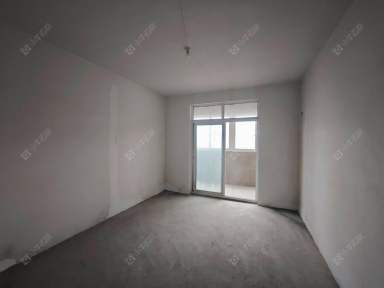 镇江东南新城4室2厅2卫在售二手房房源图片