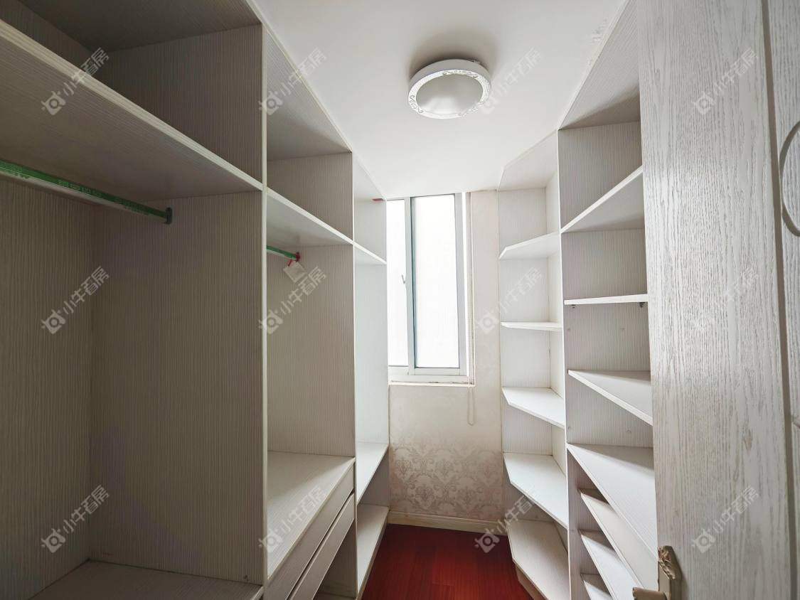 镇江城市绿洲在售二手房源室内图_小牛看房