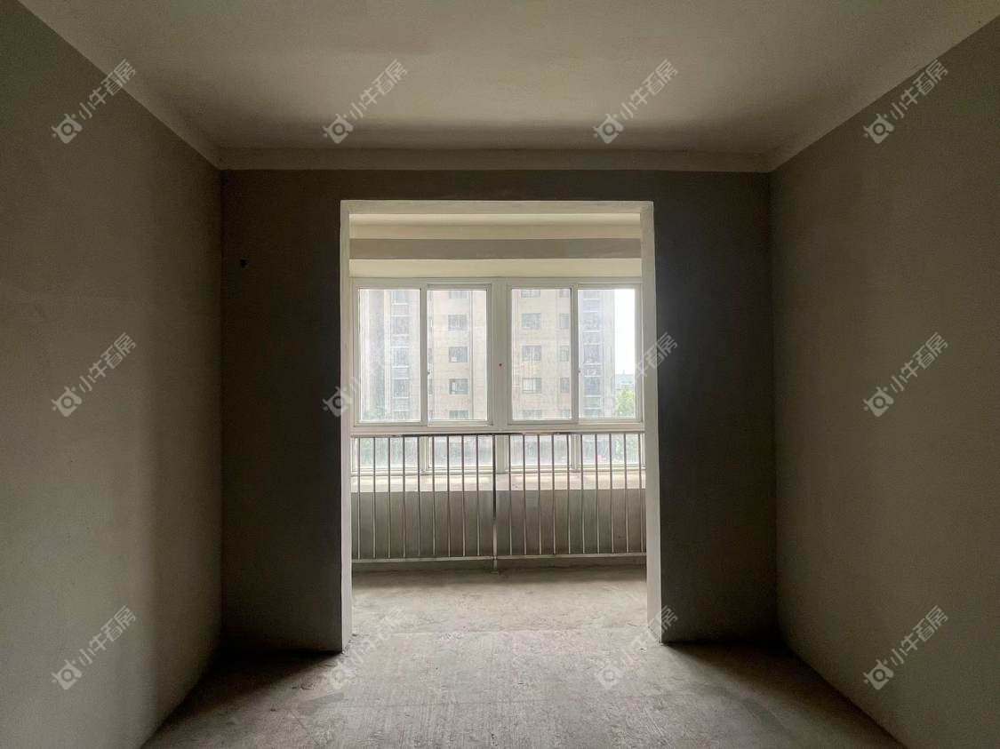 镇江和谐里在售二手房源室内图_小牛看房